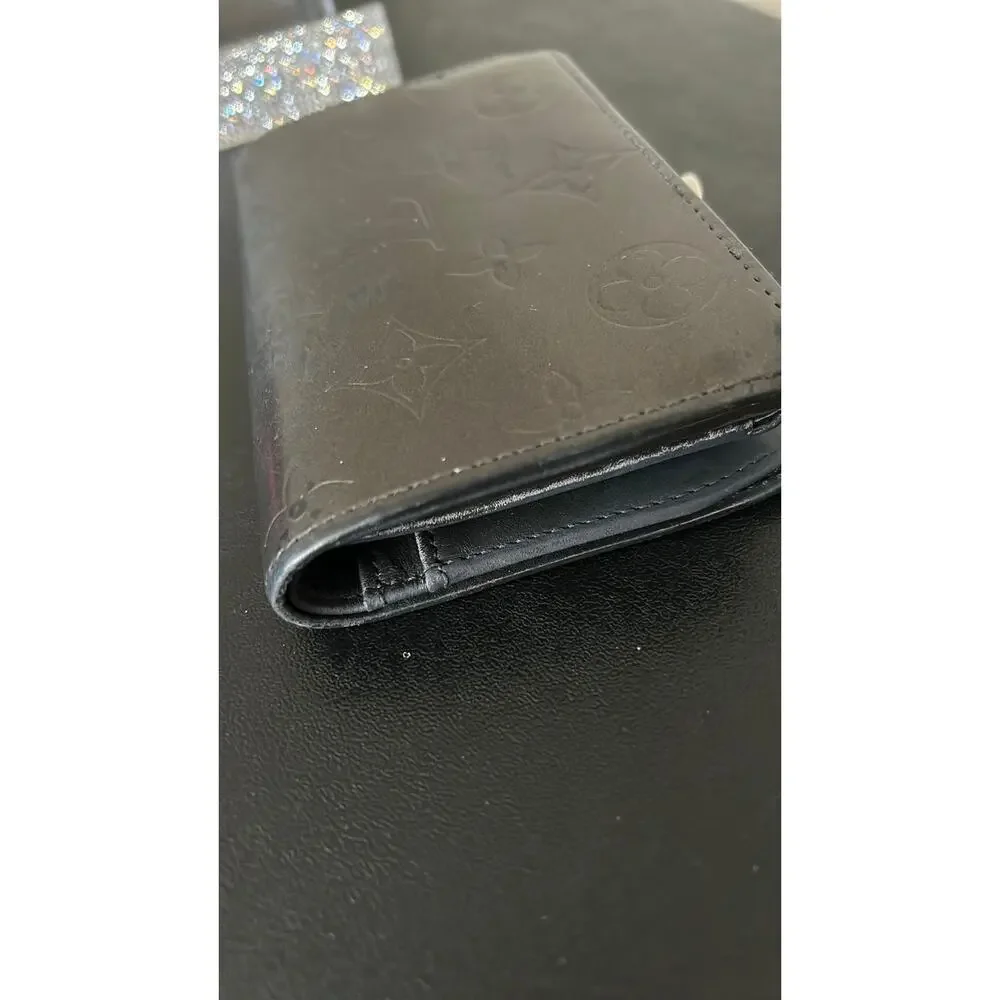 Louis Vuitton mat monogram wallet